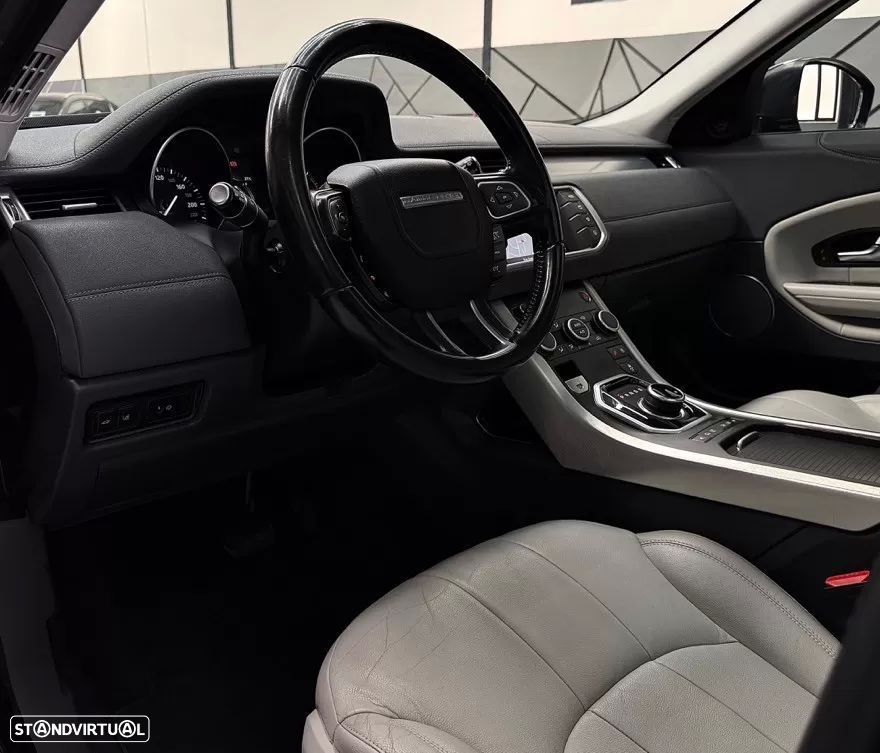 Land Rover Range Rover Evoque 2.0 D150 AWD R-Dynamic HSE Auto - 25