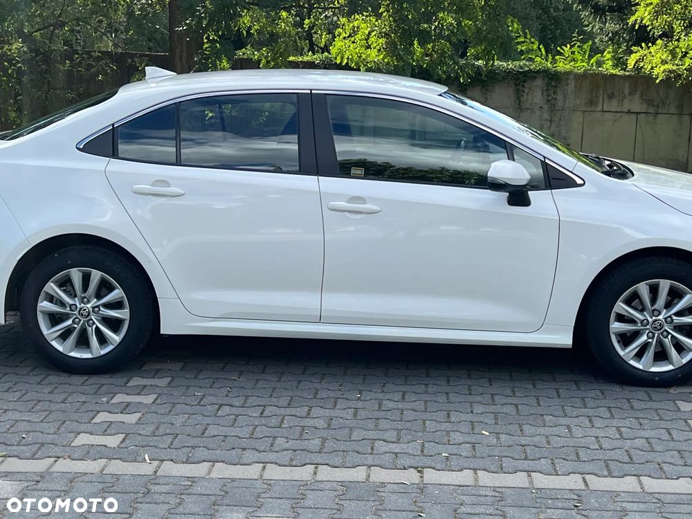 Toyota Corolla 1.8 Hybrid Active - 11