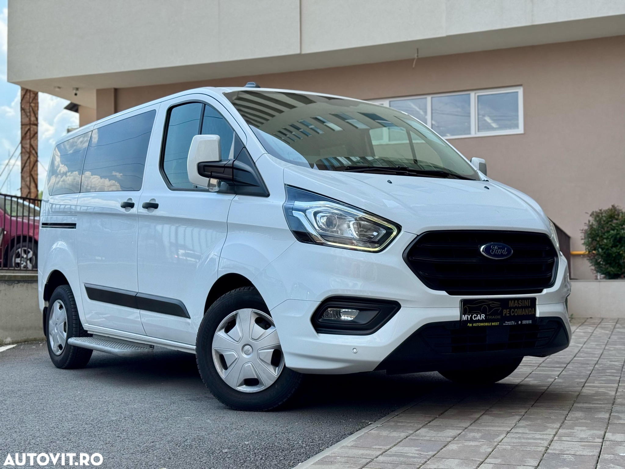 Ford Transit Custom - 8