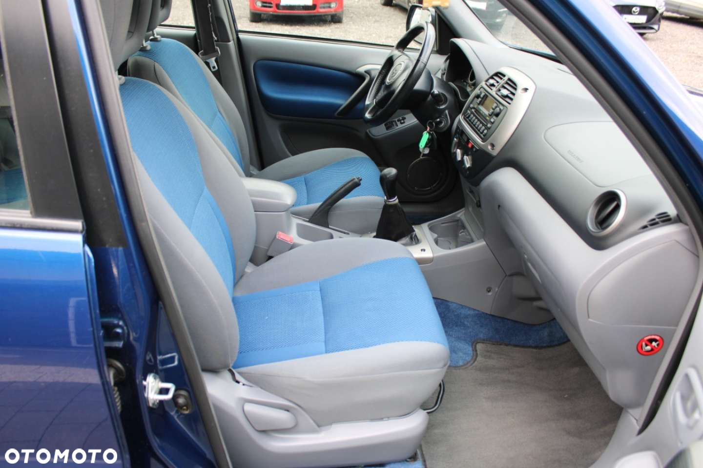 Toyota RAV4 - 29