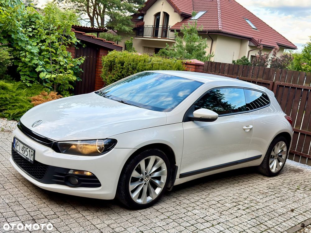 Volkswagen Scirocco 1.4 TSI DSG - 4