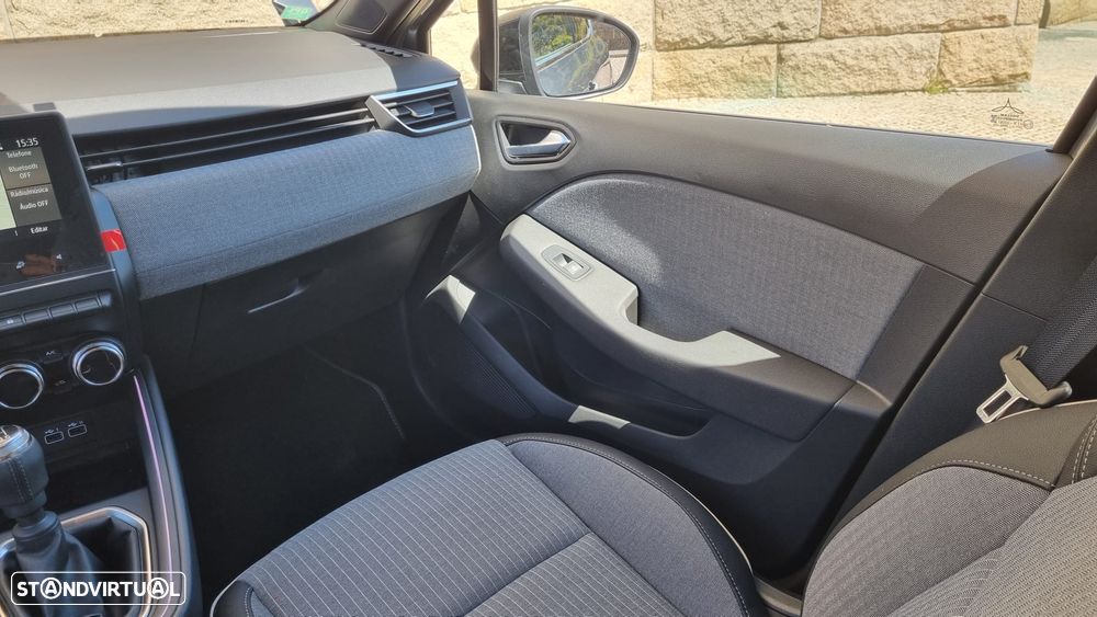 Renault Clio 1.0 TCe Techno Bi-Fuel - 20