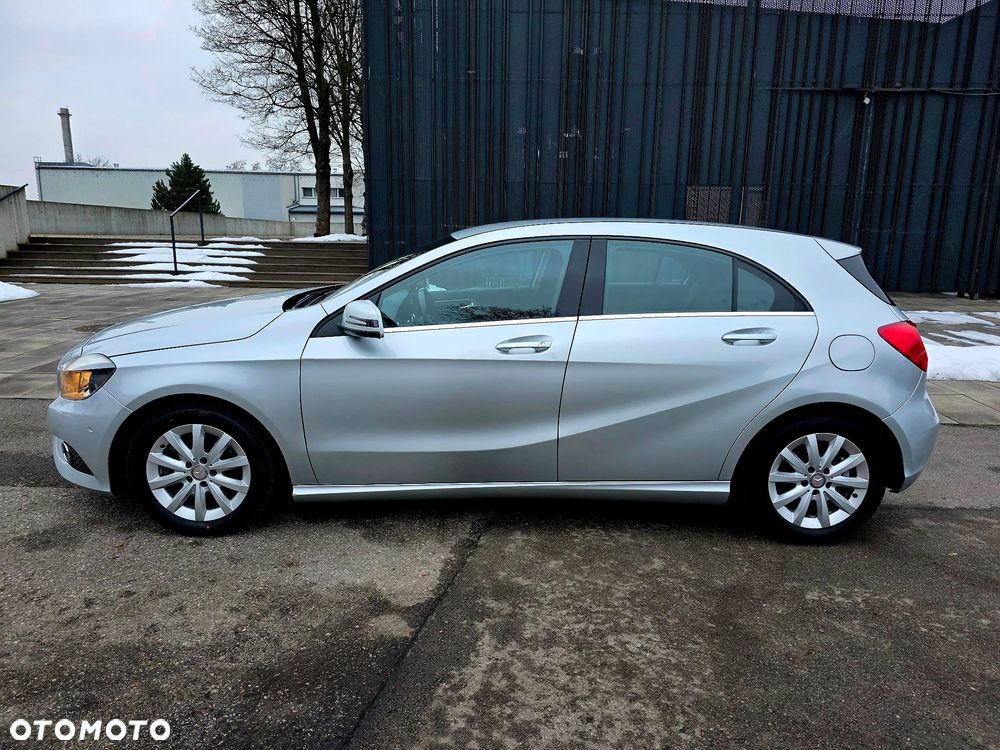 Mercedes-Benz Klasa A 180 (BlueEFFICIENCY) - 29