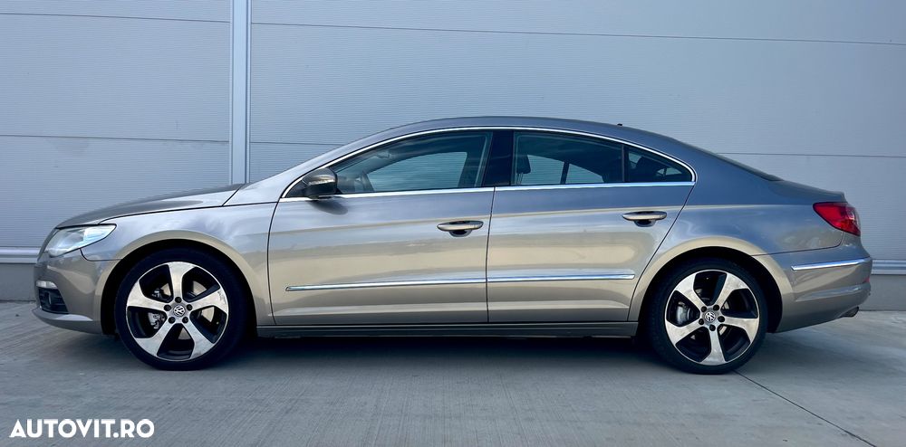 Volkswagen Passat CC 2.0 TDI DSG Exclusive - 2