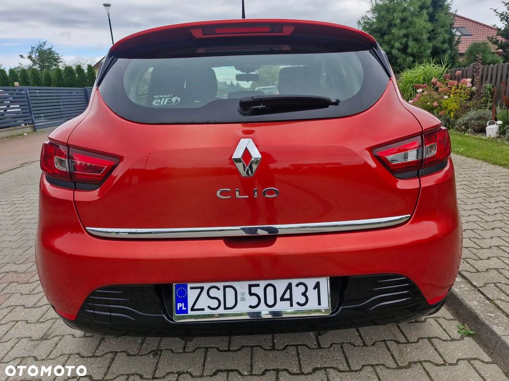 Renault Clio 1.2 16V Limited Plus - 15