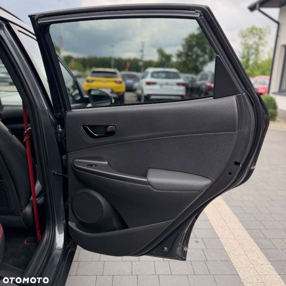 Hyundai Kona - 30
