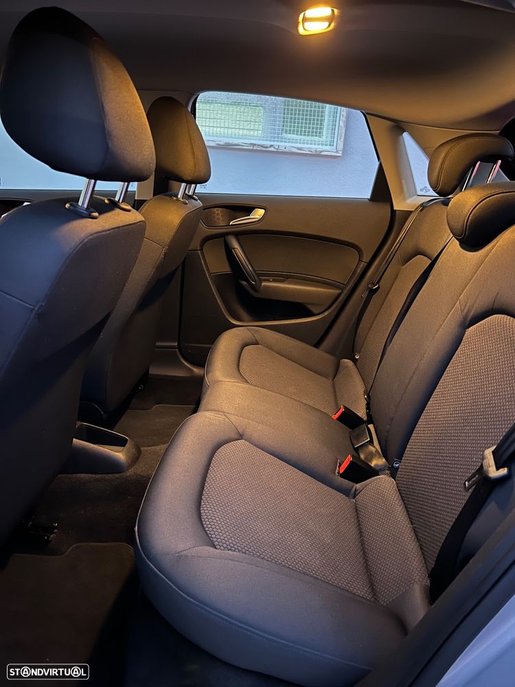 Audi A1 1.6 TDI S-line - 33