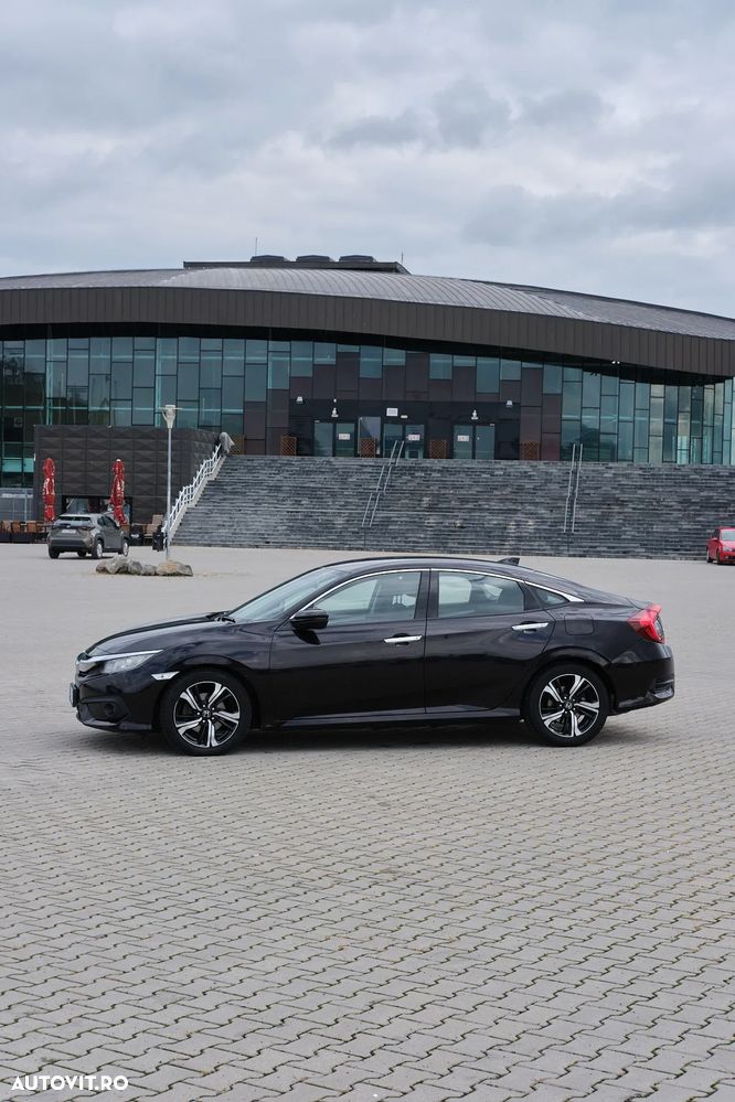 Honda Civic 1.5 VTEC Turbo CVT Prestige - 12