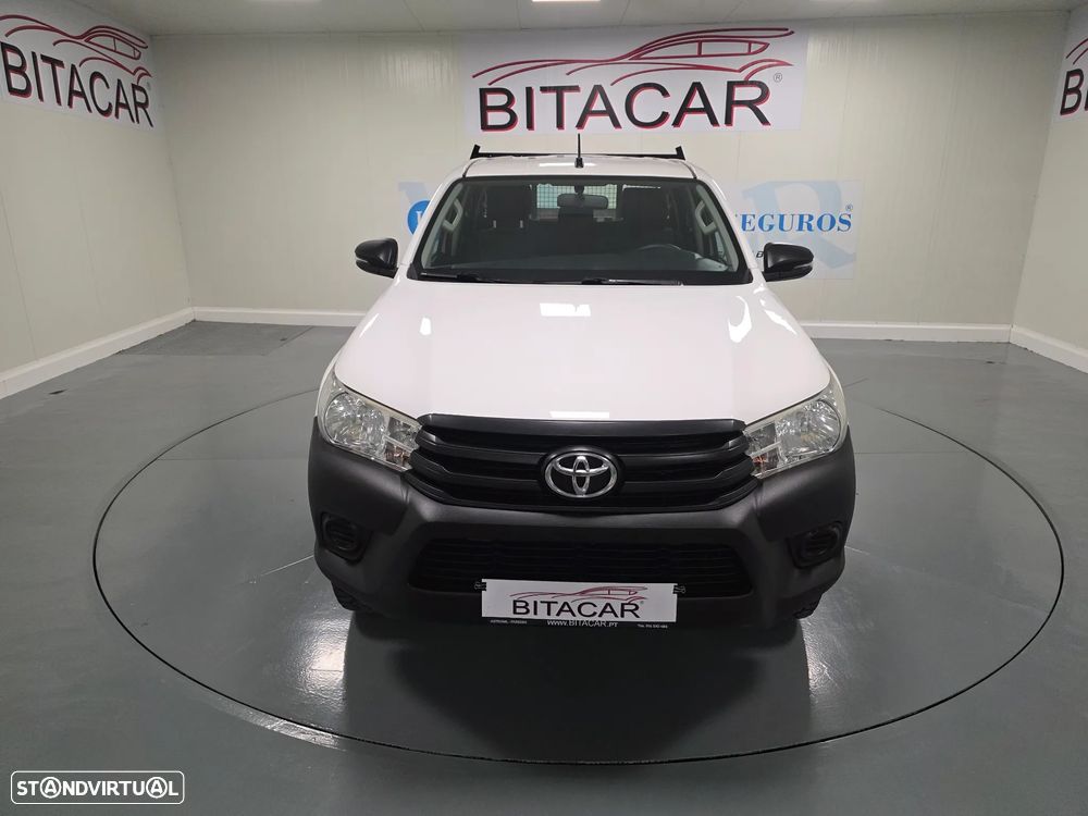 Toyota HILUX 2.4 D-4D 4WD CD CH - 5