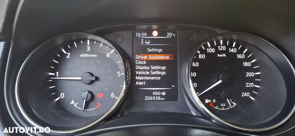 Nissan Qashqai 1.5 DCI Start/Stop Tekna - 27