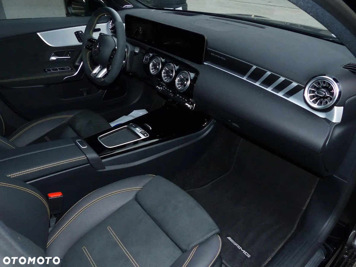 Mercedes-Benz Klasa A 45 S AMG 4-Matic 8G-DCT - 15