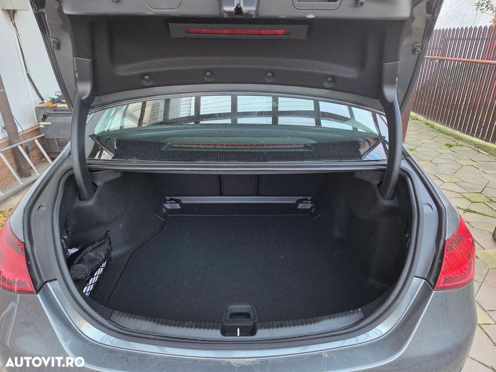 Mercedes-Benz C 300 MHEV 4MATIC - 7