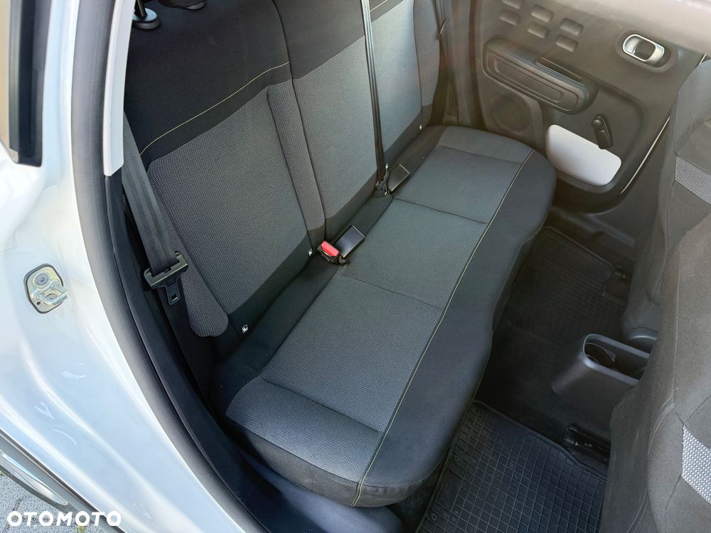 Citroën C3 Pure Tech 82 FEEL - 21