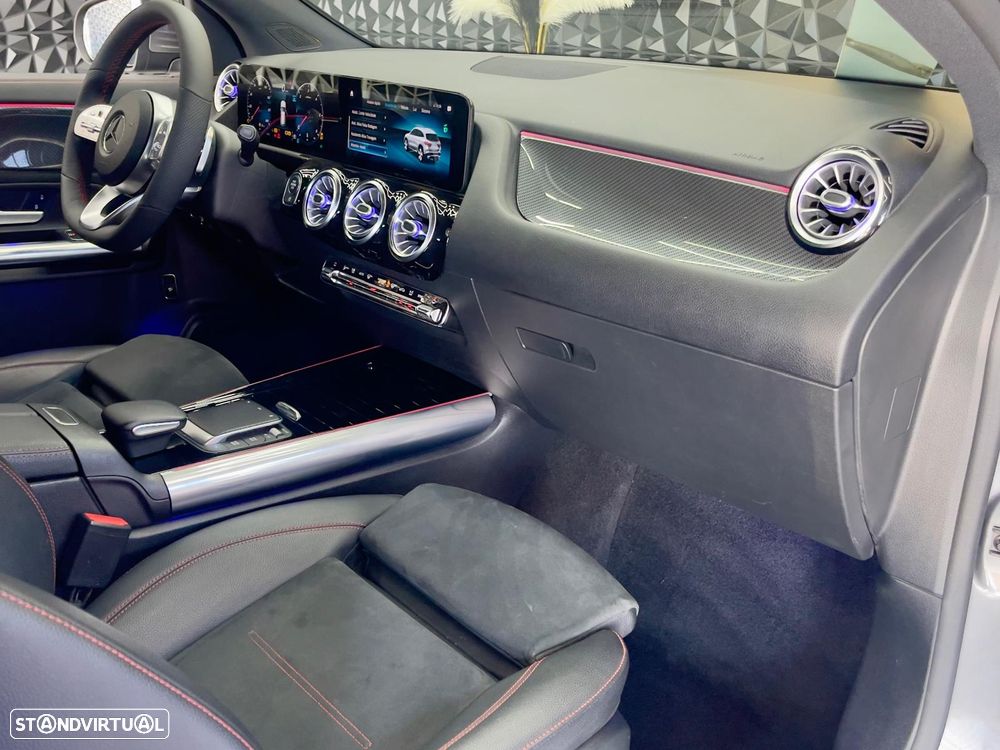Mercedes-Benz GLA 180 d AMG Line - 47
