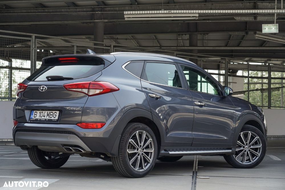 Hyundai Tucson 2.0 CRDI 4WD 6AT Premium+ - 15