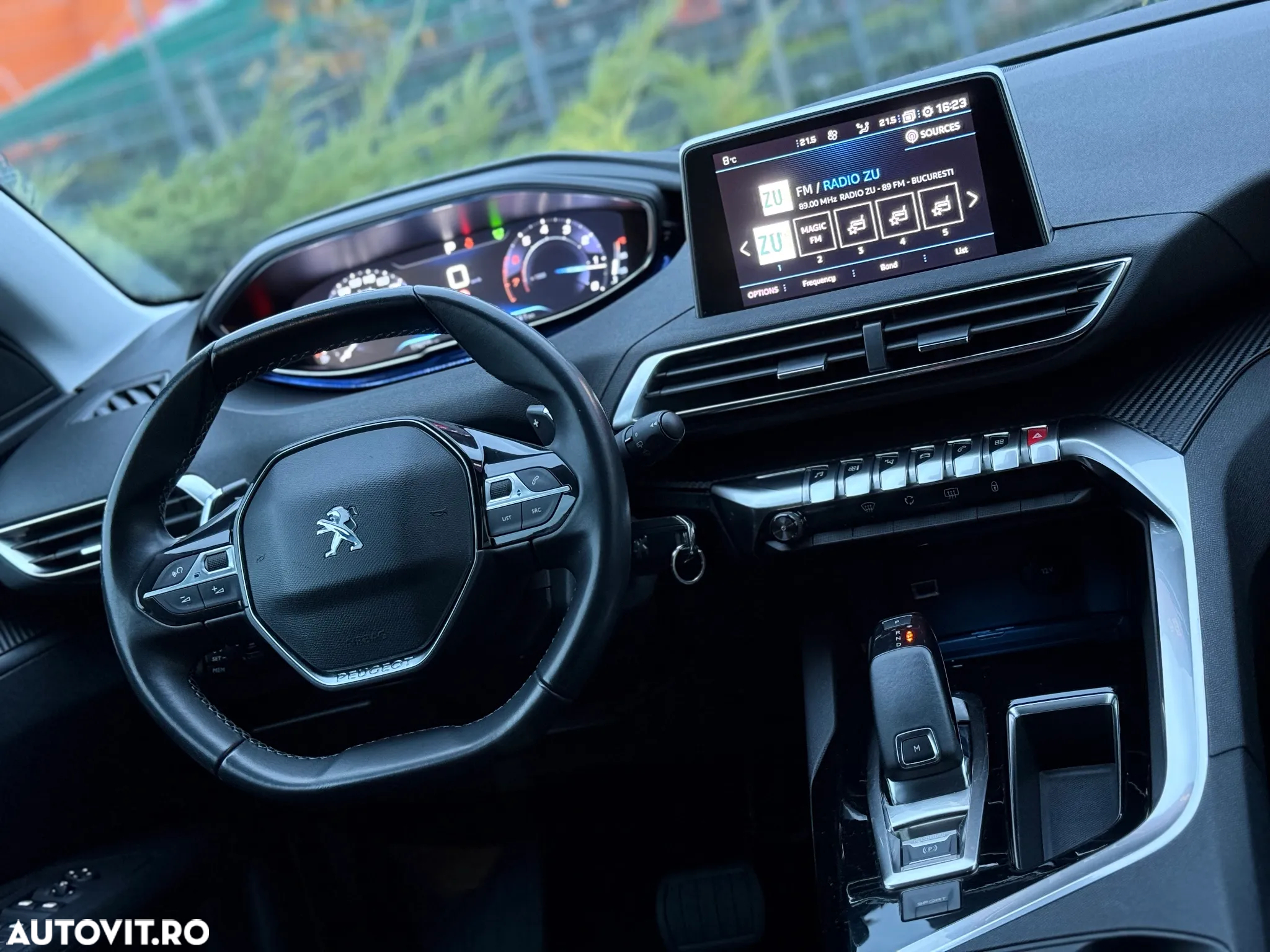 Peugeot 3008 1.2 PureTech 130 EAT8 Allure Pack - 19