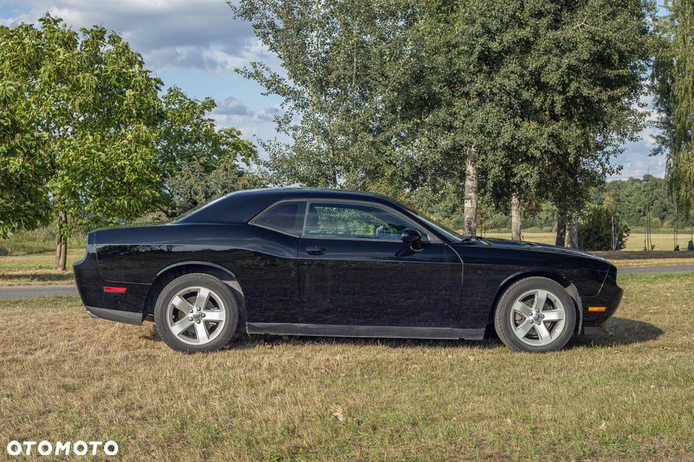 Dodge Challenger 3.5 SE - 4