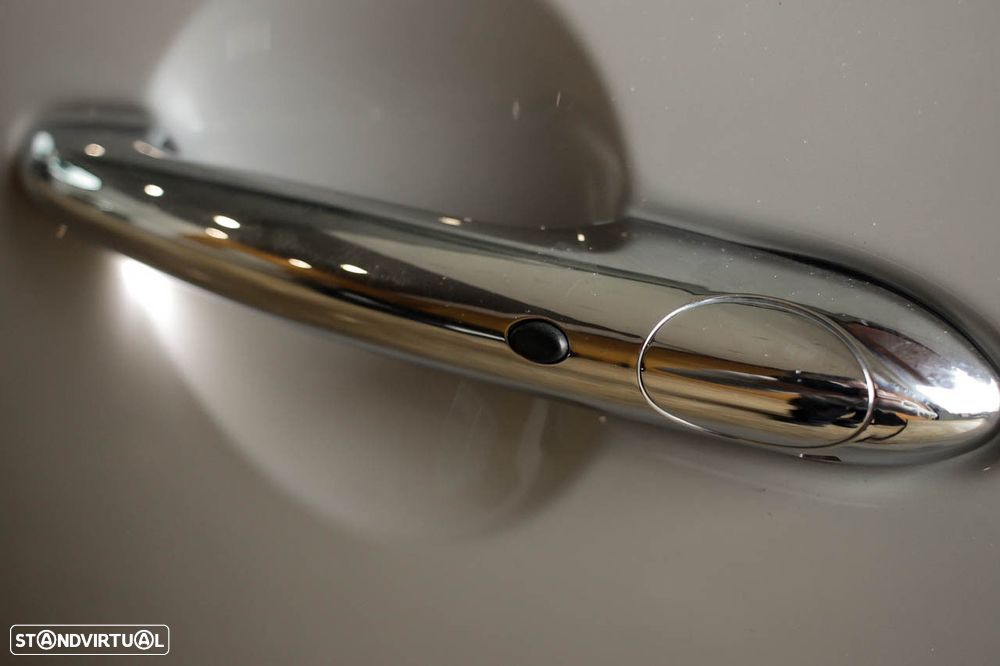 MINI 3 Portas Cooper SE - 30