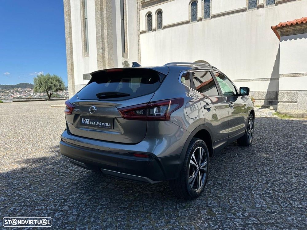 Nissan Qashqai 1.5 dCi N-Connecta J18+Led - 7
