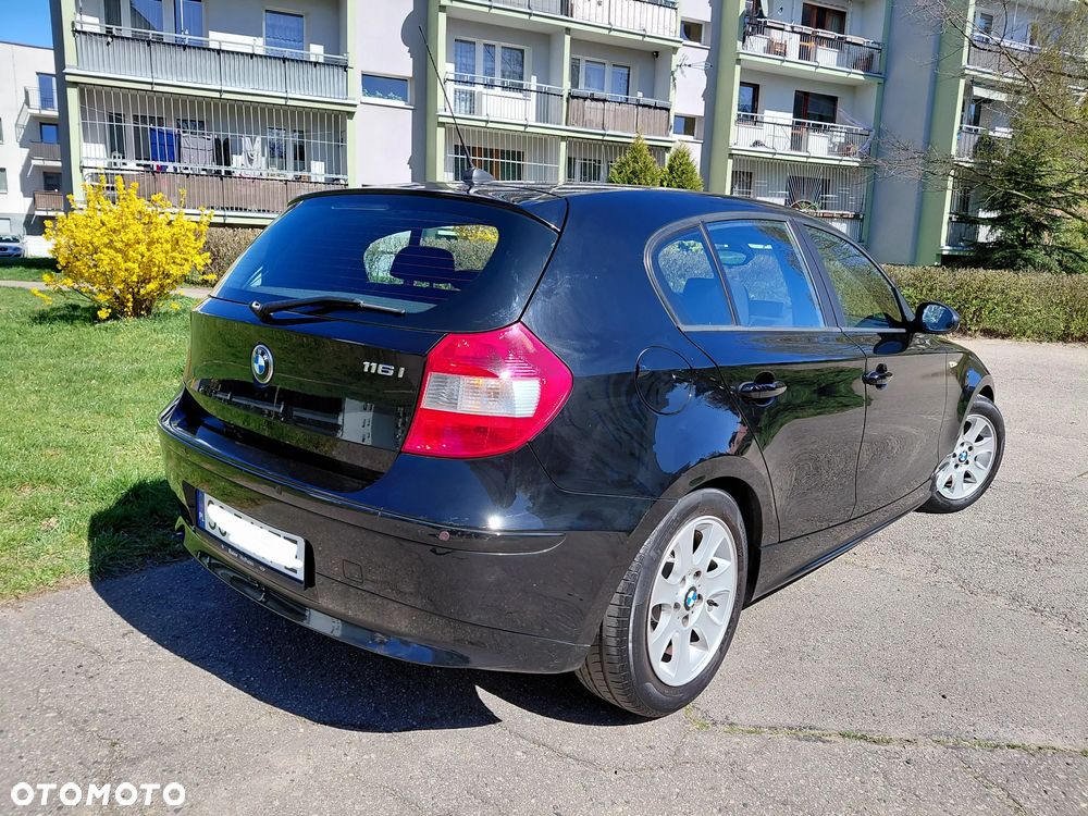 BMW Seria 1 - 35
