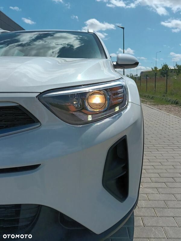 Kia Stonic 1.2 M - 11