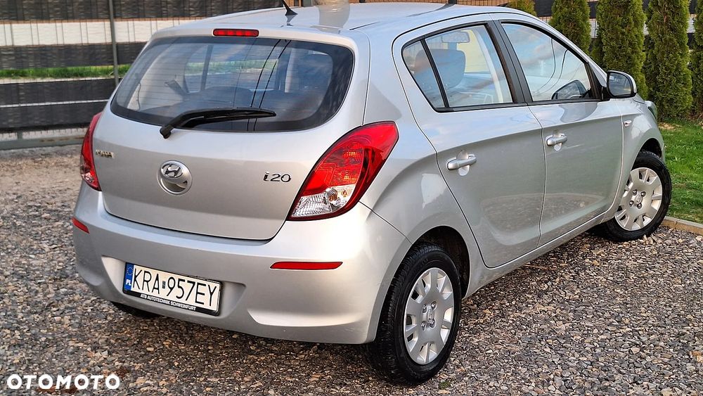 Hyundai i20 1.25 Comfort - 27
