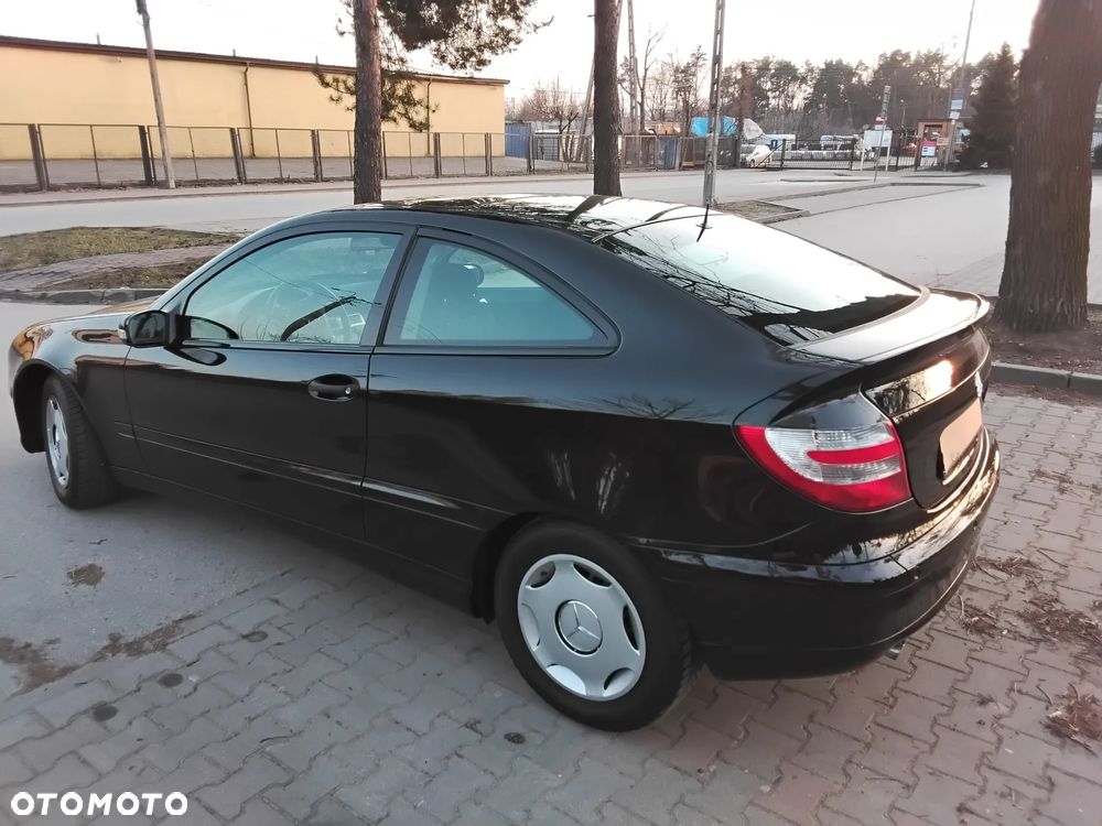 Mercedes-Benz Klasa C 180 Kompressor Sportcoupe - 6