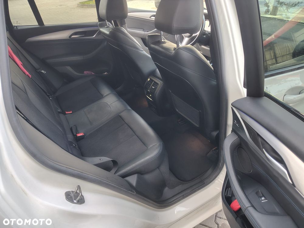 BMW X3 xDrive20d mHEV sport - 10