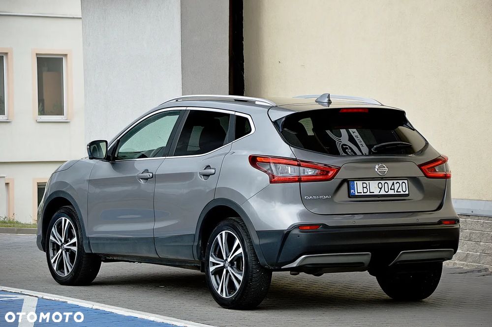 Nissan Qashqai 1.5 dCi N-Connecta - 19