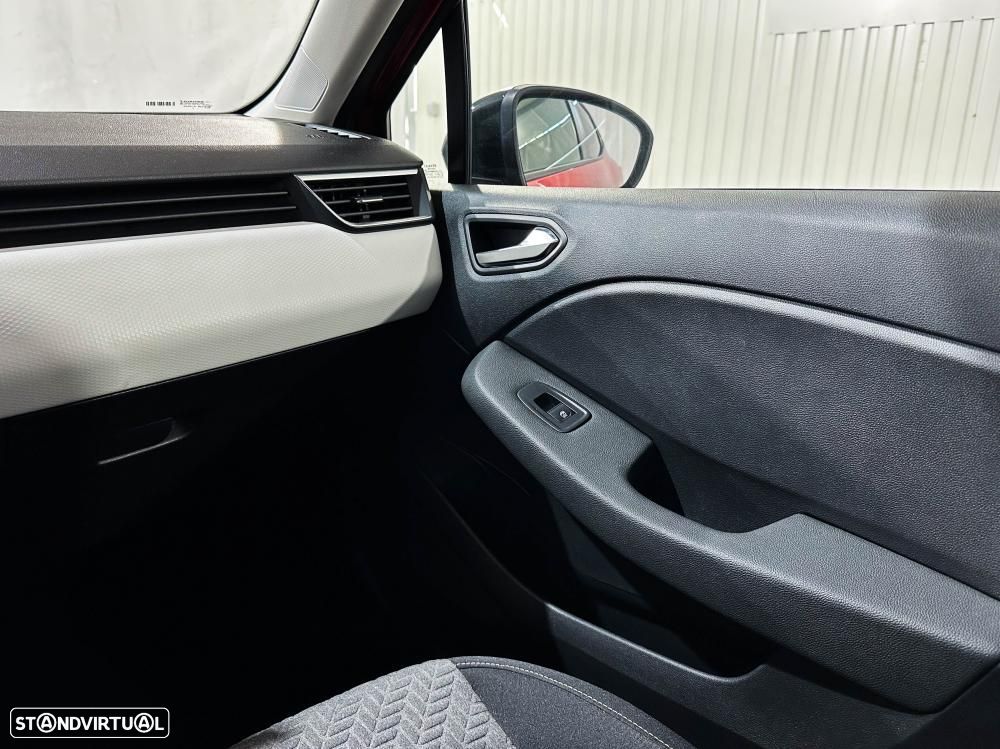 Renault Clio 1.0 TCe Exclusive CVT - 25
