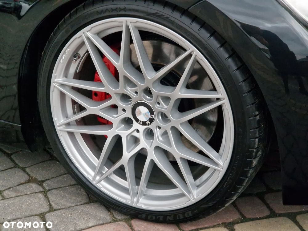 BMW Seria 3 330d - 25