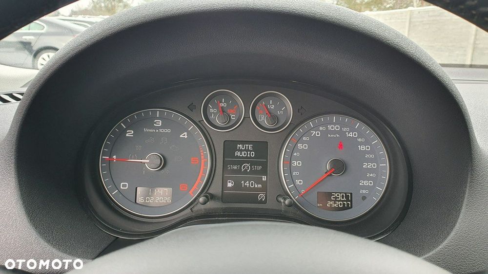 Audi A3 3-drzwiowe 2.0 TDI DPF Ambiente - 17