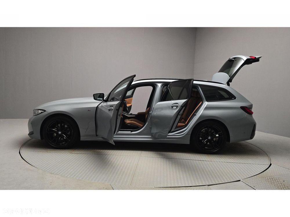 BMW Seria 3 320d xDrive M Sport - 14