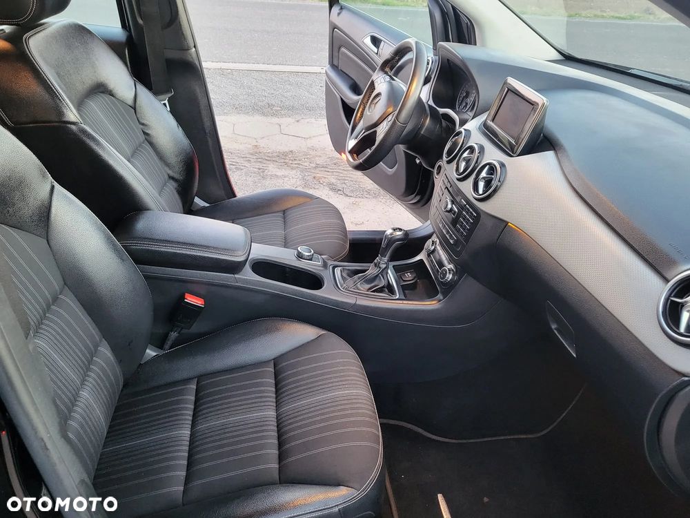 Mercedes-Benz Klasa B 180 - 5