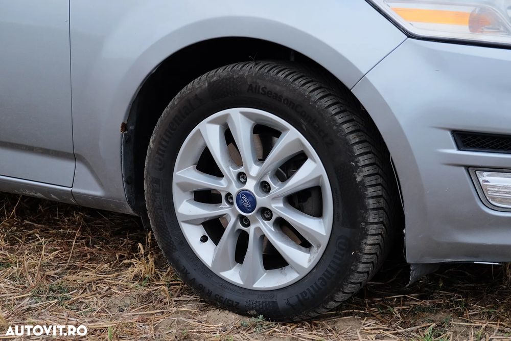 Ford Mondeo - 31