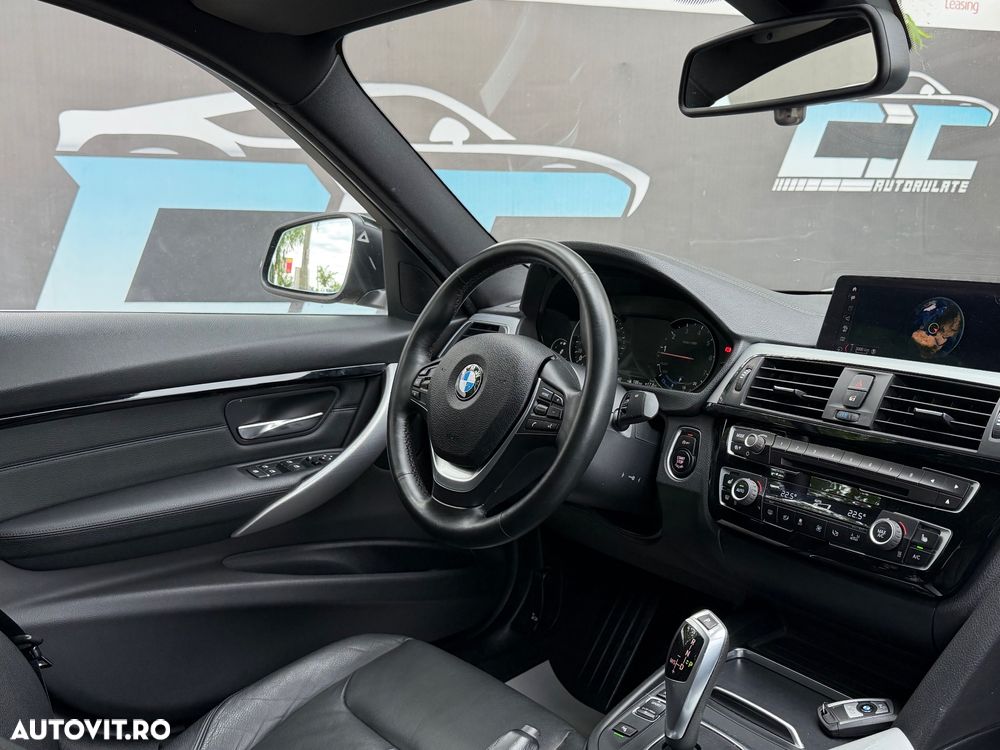 BMW Seria 3 320i Aut. Luxury Line - 9