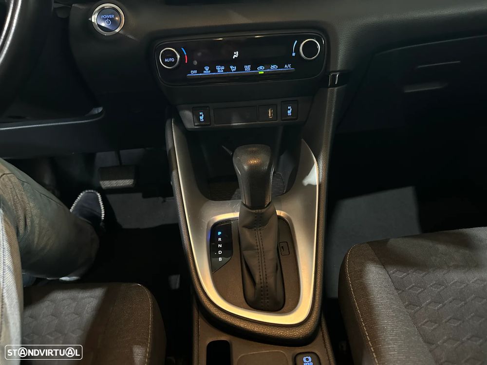 Toyota Yaris 1.5 HDF GR Sport - 10