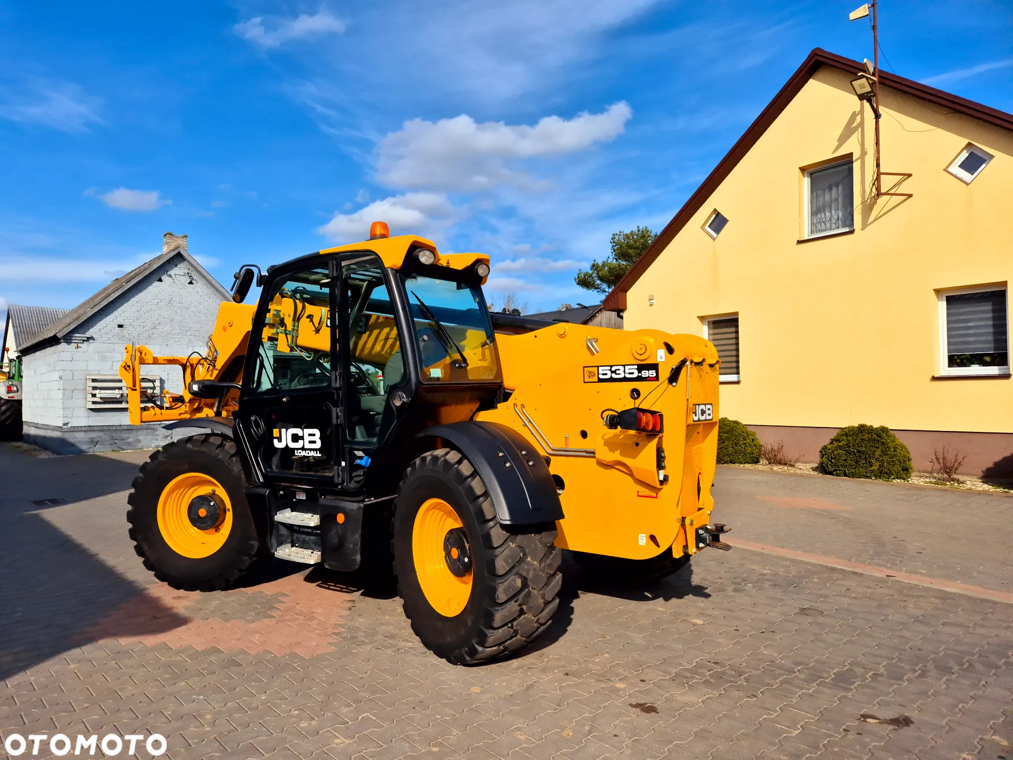 JCB 535 95 Agri 541 70 535 125 Agri Super 536 70 530 70 MANITOU CLAAS - 3