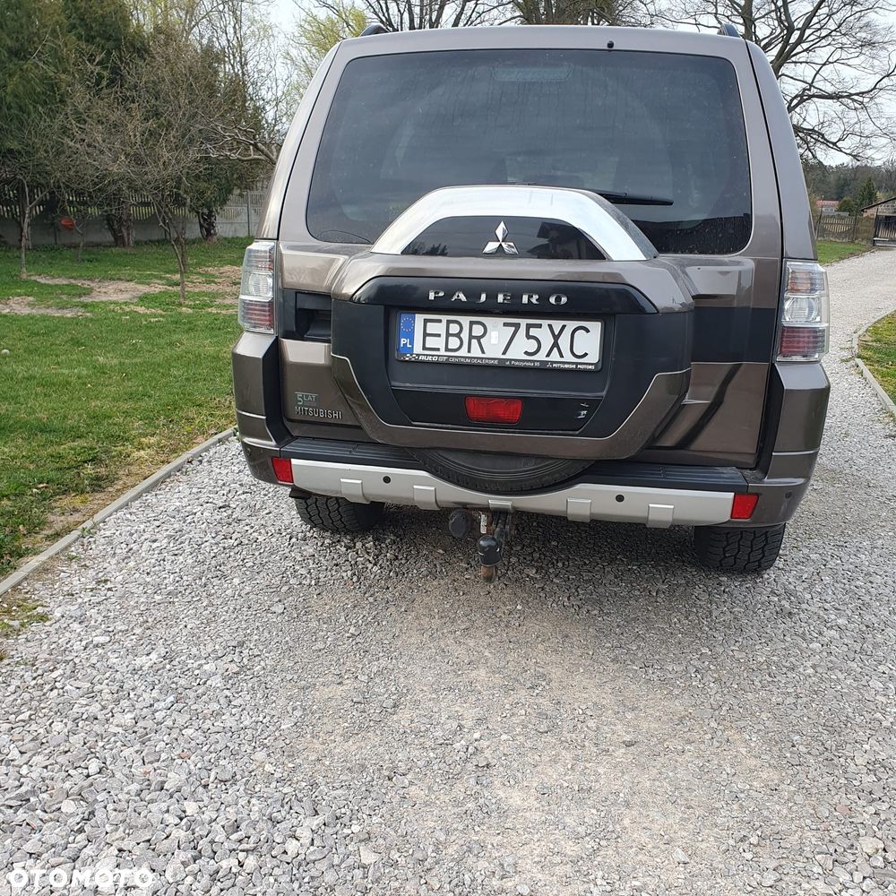 Mitsubishi Pajero - 5