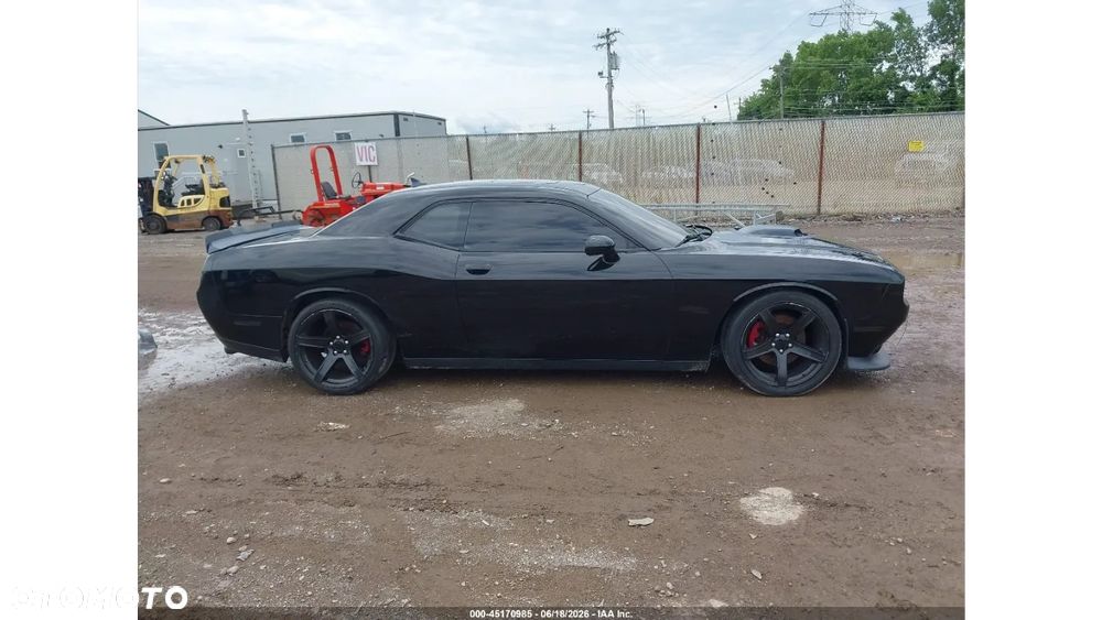 Dodge Challenger - 6