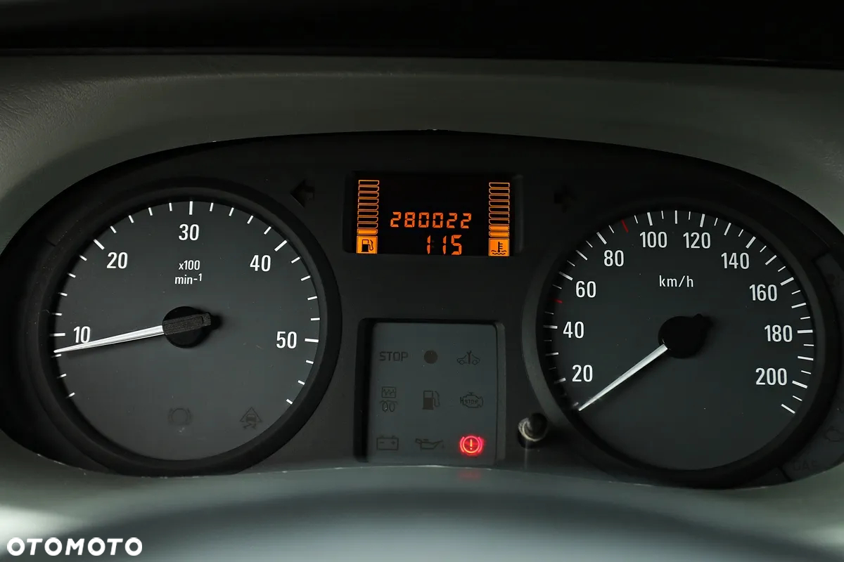 Opel Vivaro - 34
