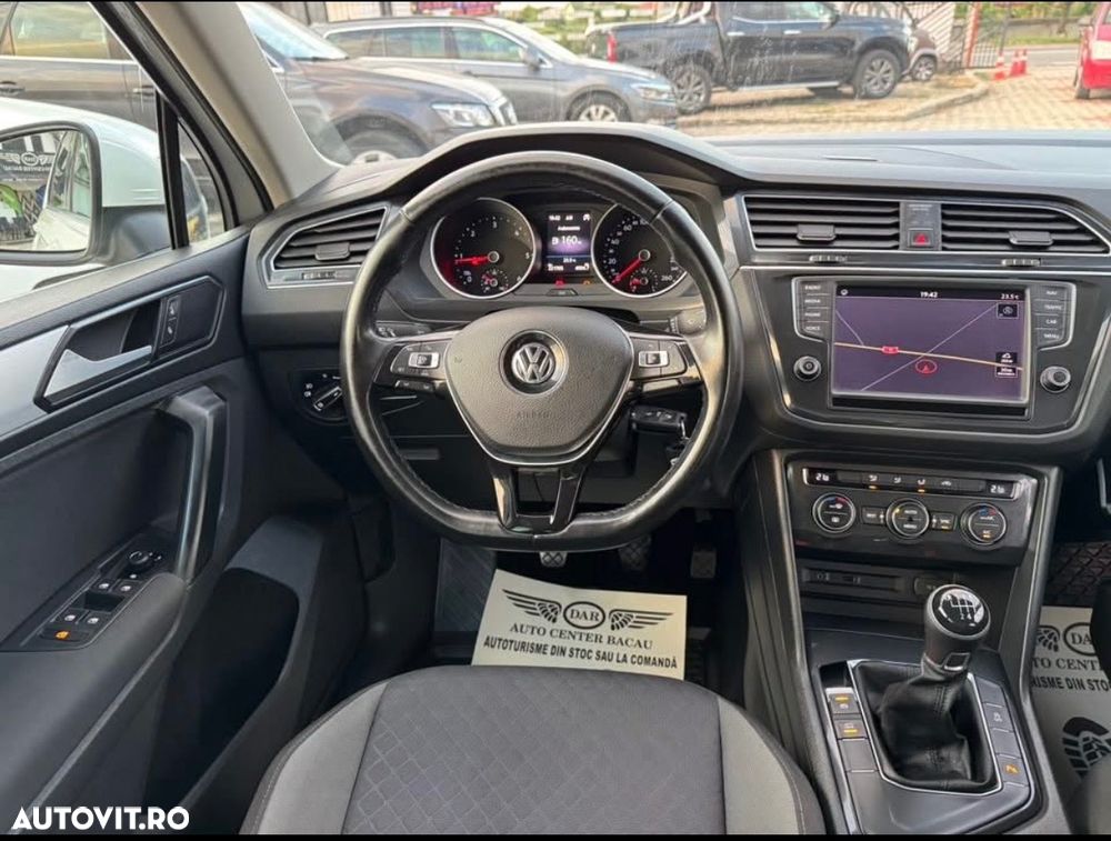 Volkswagen Tiguan - 20