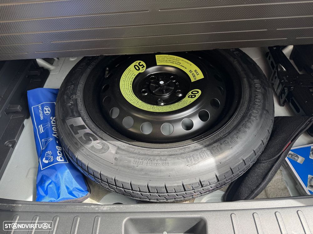 Hyundai Tucson 1.6 CRDi Vanguard - 27