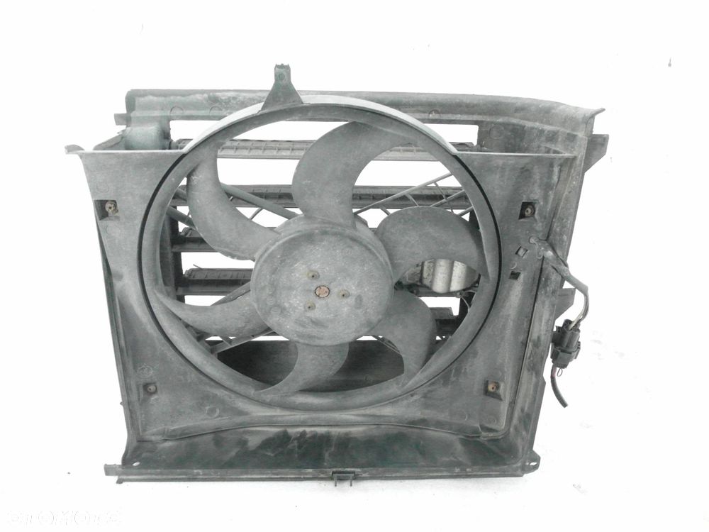 WENTYLATOR CHŁODNICY BMW E46 320 d 69226701 64118391470 3136613245 - 1