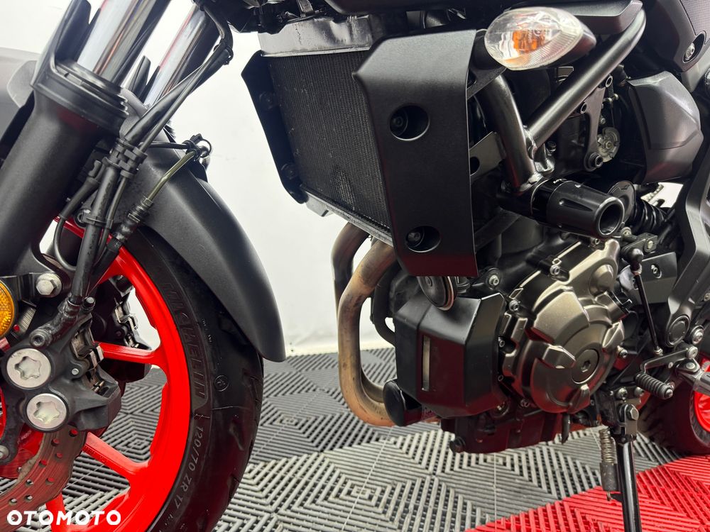 Yamaha MT - 14