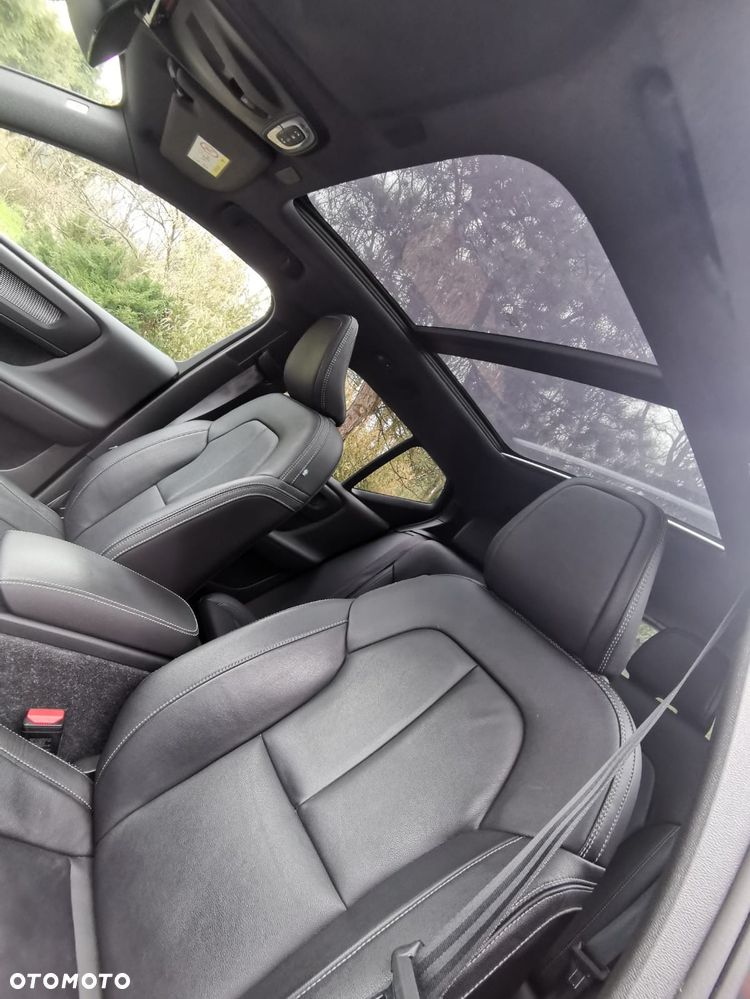 Volvo XC 40 D4 AWD Geartronic R-Design - 16