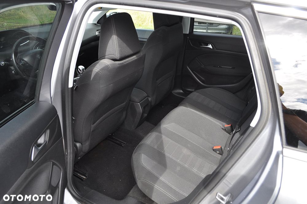 Peugeot 308 1.6 BlueHDi Allure S&S - 12