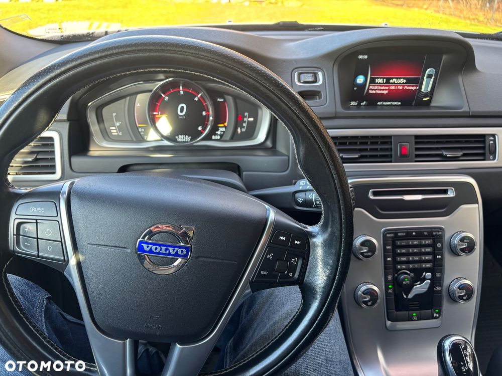 Volvo V70 D2 Summum - 6