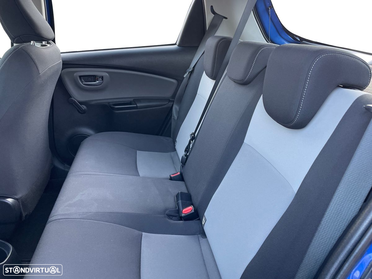 Toyota Yaris 1.5 HSD Comfort - 11
