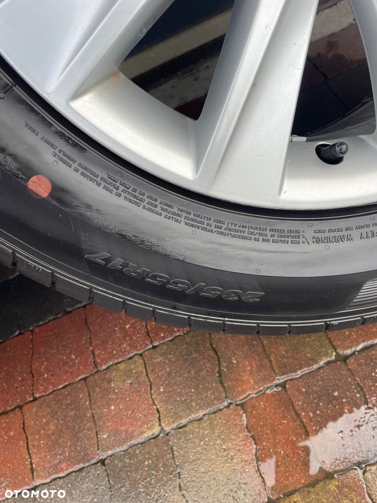 Akufelgi z Oponami VW 5x112 7Jx17 ET43 235/55/17 Nexen 24r 5N0601025 - 8
